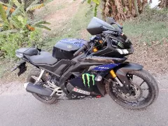Yamaha R15 V3